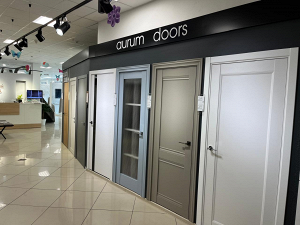 Бренд-секция «Aurum Doors» = <p>ул. Красноармейская, 128А, ТЦ «Таксопарк»</p>